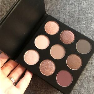 🔥SALE 4 for $25🔥 Studio makeup eyeshadow pallet